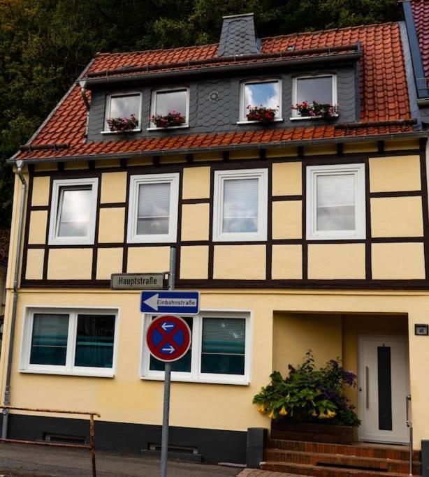 Stadt-Ferienwohnung Mit 55 M² Fuer 2 Erw. Personen Und Kind Bis 3 Jahren Bad Lauterberg Bagian luar foto