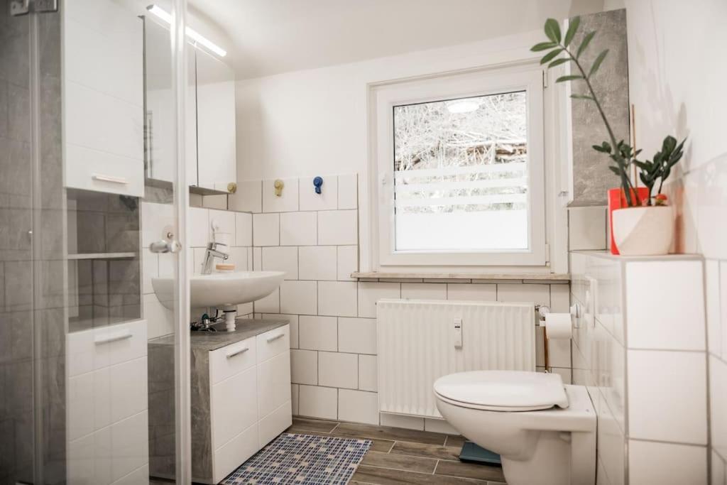 Stadt-Ferienwohnung Mit 55 M² Fuer 2 Erw. Personen Und Kind Bis 3 Jahren Bad Lauterberg Bagian luar foto